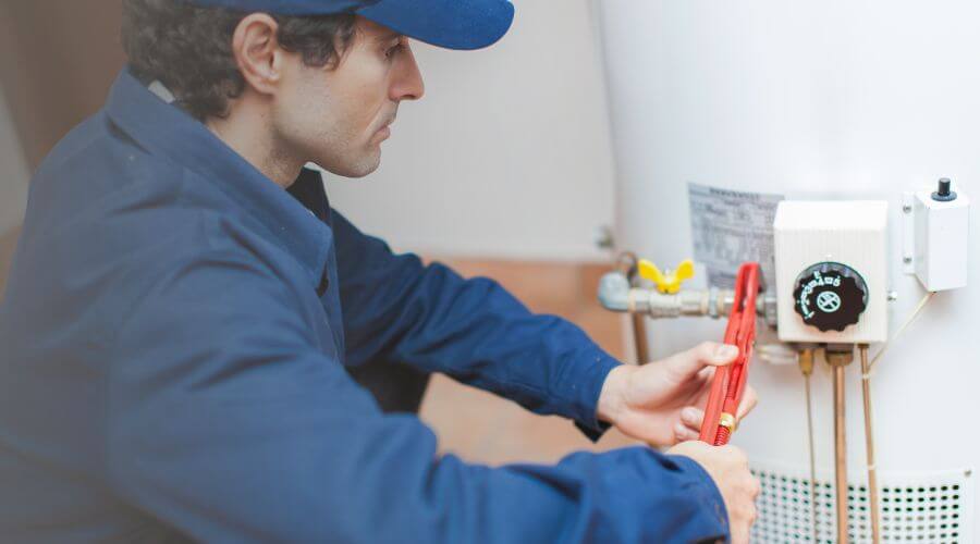 Professional Tankless Water Heater Installation in Libertyville, IA